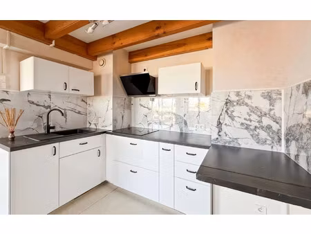 location appartement  m² t-3 à mont-de-marsan  620 €