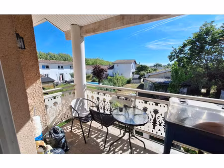 location appartement  43.5 m² t-2 à pessac  700 €