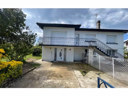 location appartement  m² t-5 à saint-paul-lès-dax  1 023 €