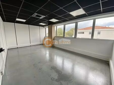 location bureaux 33 m²