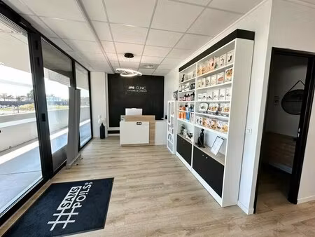vente bureaux 113 m²