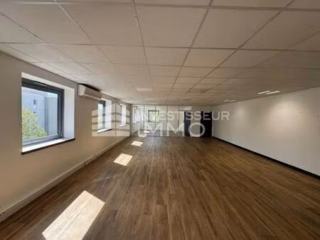 location bureaux 358 m²