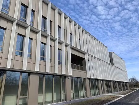 location bureaux 237 m²