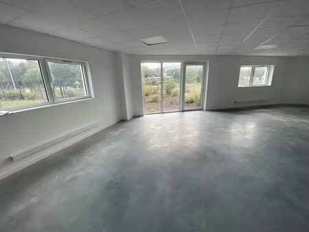 location bureaux 60 m²
