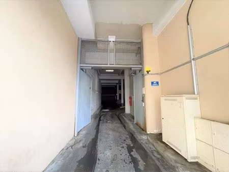 parking centre ville - 8 place de la republique - chalon sur saone