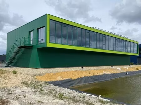 vente local d'activités 782 m²