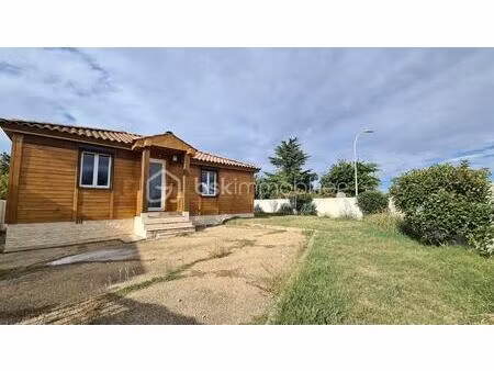 local d'activités de 58 m² à bouillargues