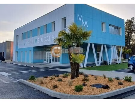 vente local d’activités le pian medoc 33290 110m²