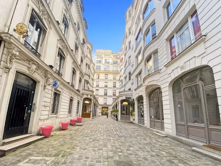 location locaux professionnels 75 m² à paris 9ème (75009)  3 960 €