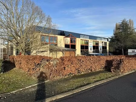 vente local d'activités 860 m²