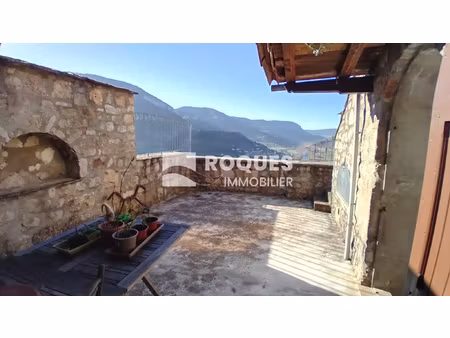 à vendre à compeyre maison lumineuse de 115 m2 avec vue pa