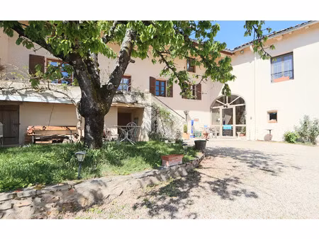 maison lancié 355 m² t-8 à vendre  699 000 €