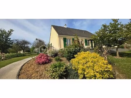 maison traditionnelle de 90 m² à les loges-marchis
