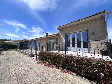 maison 5 pièces - 122 m2 sur une parcelle de 836m2