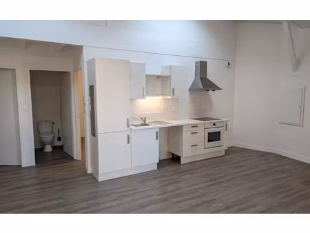location maison  m² t-2 à mont-de-marsan  600 €