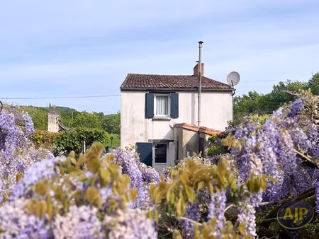 la varenne - maison en pierre
