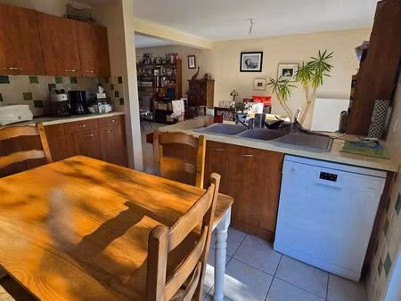 maison familiale dans un quartier calme