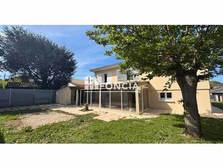 belle maison non mitoyenne à vendre – villeneuve-sur-lot – quartier calme