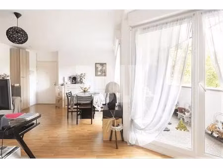 doly - appartement- rue de paris  92100