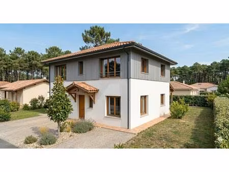 veritable maison individuelle avec jardin et garage à sanguinet