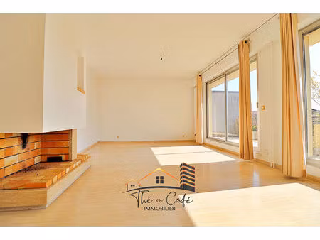 metz : spacieux f4 avec terrasse et parking sécurisé