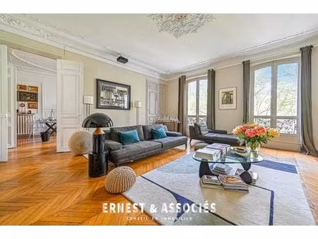 boulevard de magenta - paris 10e