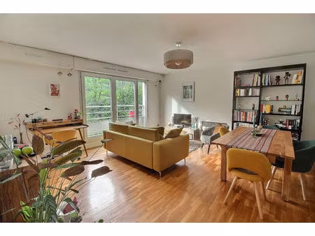 appartement 2 pièces 52 4 m² suresnes belvédère - box - proche t2 et ligne l