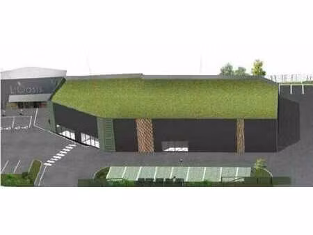 location commerce 266 m²