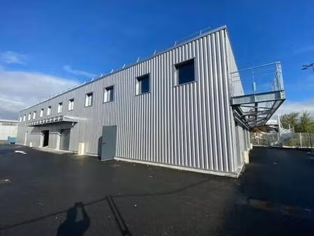 location local d’activités la teste de buch 33260 185m²