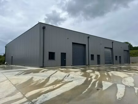 location local d’activités montussan 33450 500m²