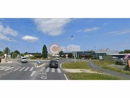 location local d’activités saint jean d illac 33127 346m²