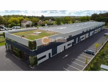 location local d’activités salleboeuf 33370 180m²