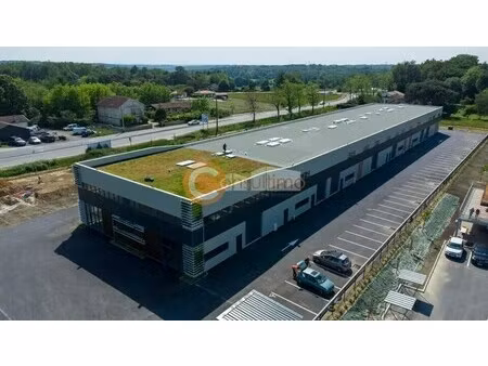 location local d’activités salleboeuf 33370 374m²
