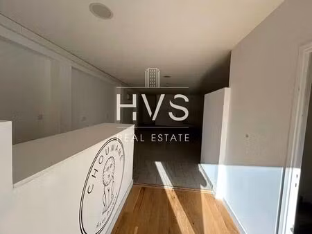 location local d'activités 60 m²