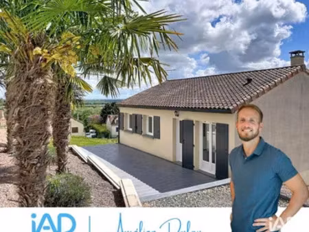 maison à beaumont (86490)