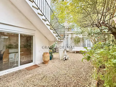 maison pierre avec jardin - saint seurin