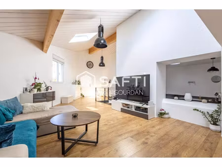 vente maison 7 pièces 275 m² école-valentin (25480)