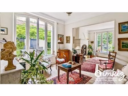 maison de maître 274 m² jardin clos  15' de reims