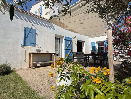 vente maison 5 pièces  127.00m²  la guérinière