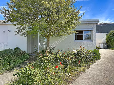 maison 4 pièces à poitiers - proche commodités et écoles