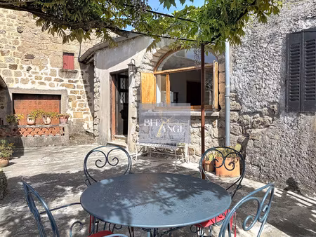 maison de hameau en pierre