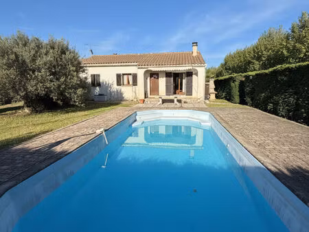 vente villa 5 pièces  le cailar