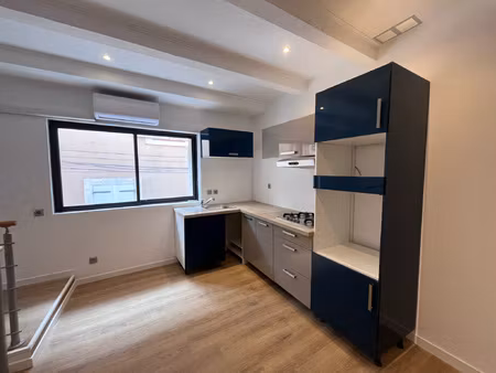 maison de village de type 3 / 4 en tres bon etat