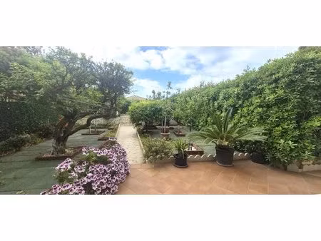 saint-lartent-du-var  villa jumelée de 4/5 pièces