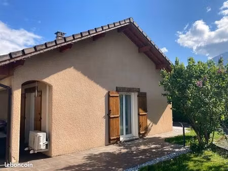 villa plain pied standing