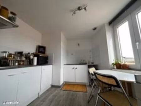 centre de charlieu a louer t3