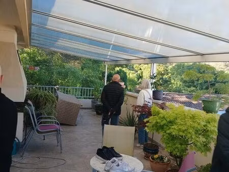 loue p4 dans petite résidence de 8 logements