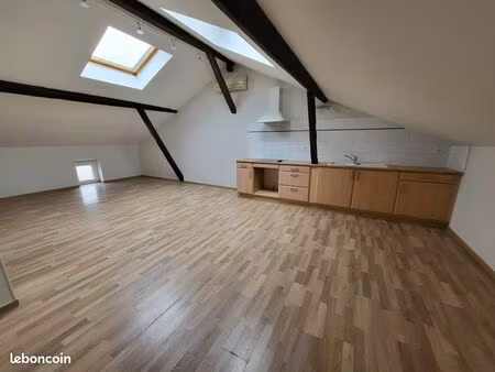 location appartement t2 51 m² non meublé avec cuisine équipée  530 c.c