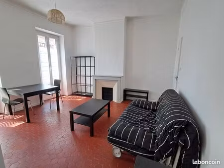 appartement t1 31 m2 - proche castellane