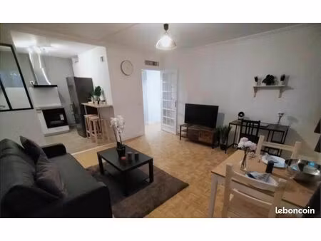 sous-location t2 (48m2)